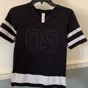 Ivivva girls athletic shirt